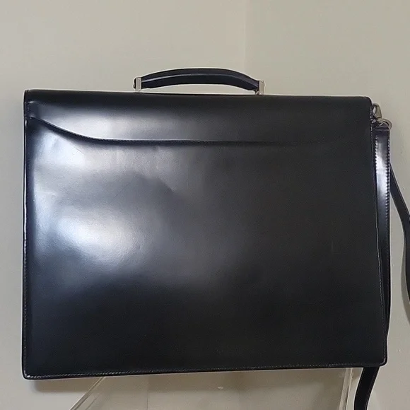 Salvatore Ferragamo Black Leather Briefcase - Picture 4 of 11